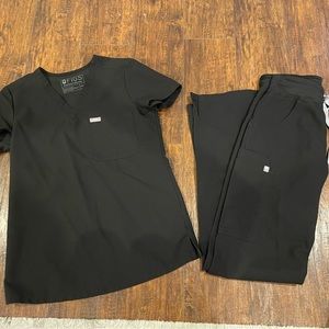 Black xxs figs scrubs set